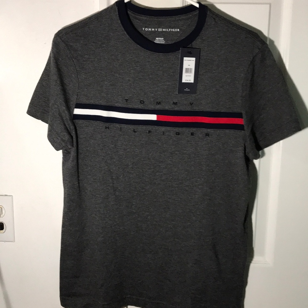 Tommy Hilfiger T shirt